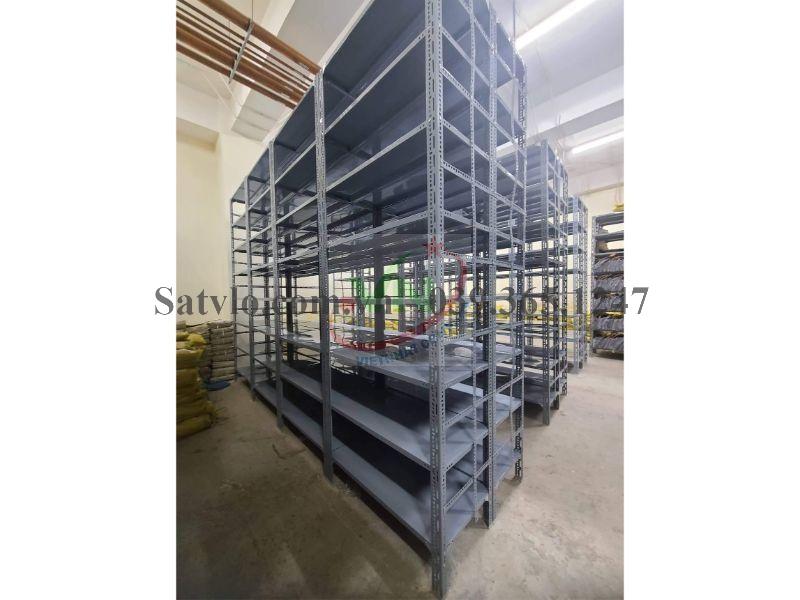 Sắt V Lỗ Phường Phú Nhuận