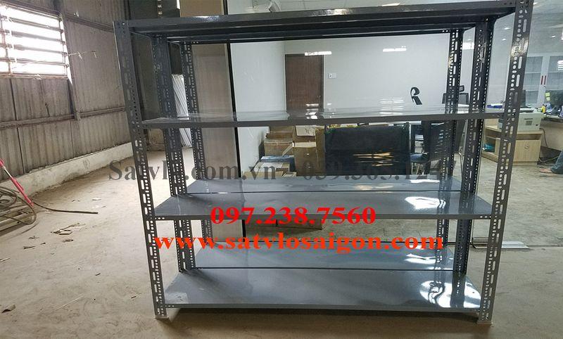 Sắt V Lỗ Phường Sài Gòn, Quận 1
