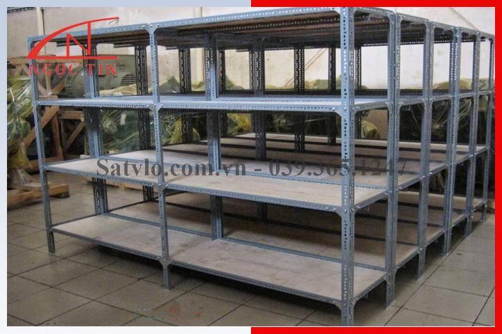 Sắt V Lỗ Phường Sài Gòn, Quận 1