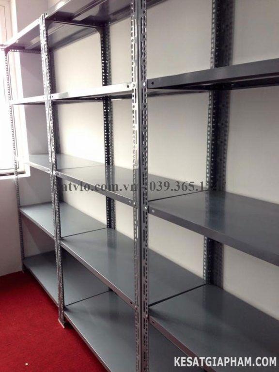 Sắt V Lỗ Phường Sài Gòn, Quận 1